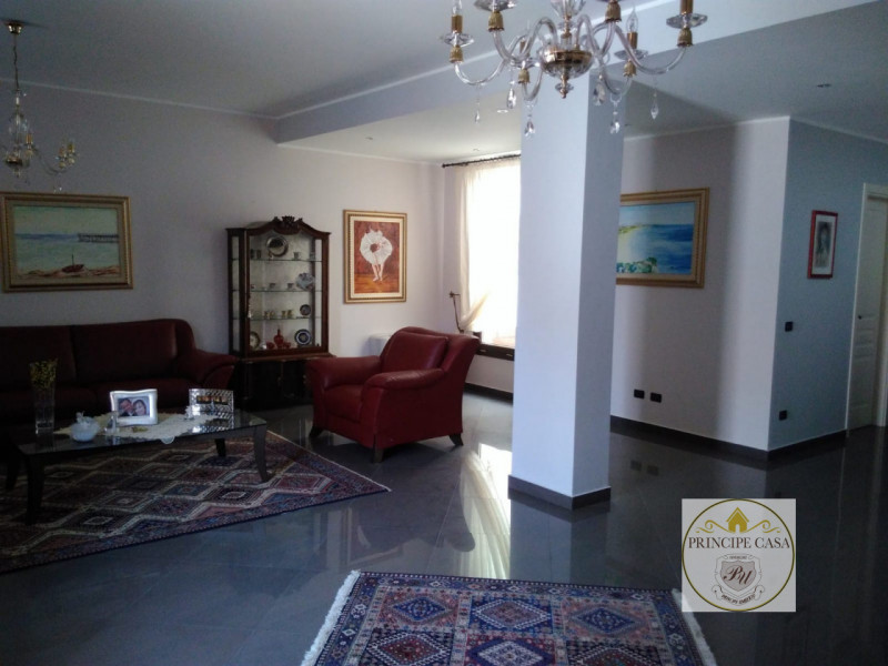 Rif. CS501 - In zona residenziale a Montevago, celebre per le sue terme e la sua rilevanza storic...