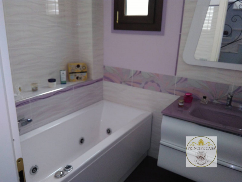 Rif. CS501 - In zona residenziale a Montevago, celebre per le sue terme e la sua rilevanza storic...