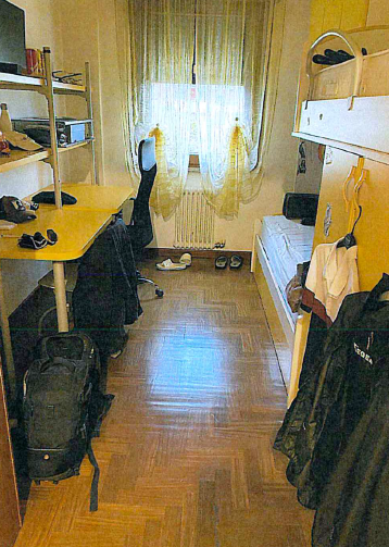 RIF. A.A.56-22

Vendesi all'asta - appartamento al 2° piano con garage in data 11 maggio 2026

De...