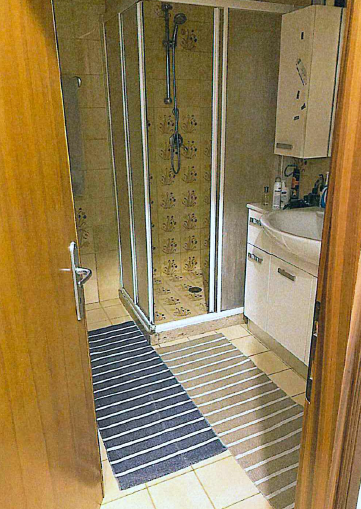 RIF. A.A.56-22

Vendesi all'asta - appartamento al 2° piano con garage in data 11 maggio 2026

De...