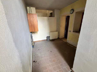 RIF. A.A.23-24

Vendesi all'asta - appartamento al piano terra in data 12 maggio 2026

Descrizion...