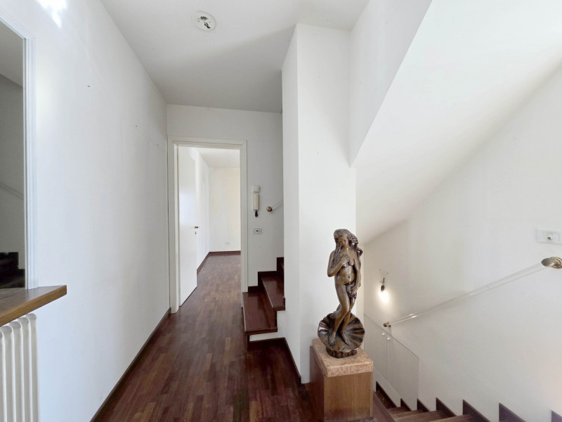 TREVISO S.M.ROVERE a 2km da Porta S.Tommaso vendesi in contesto di costruzioni d'epoca vendesi pa...