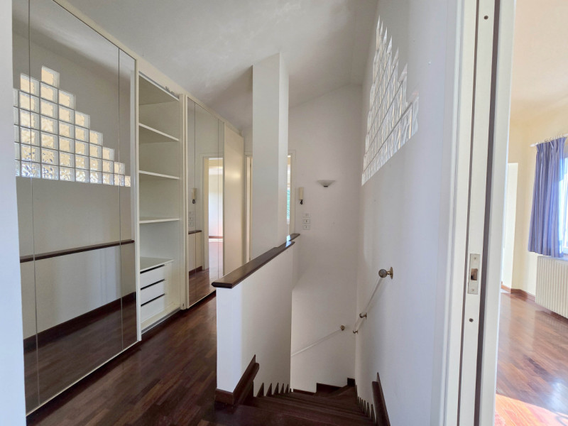 TREVISO S.M.ROVERE a 2km da Porta S.Tommaso vendesi in contesto di costruzioni d'epoca vendesi pa...