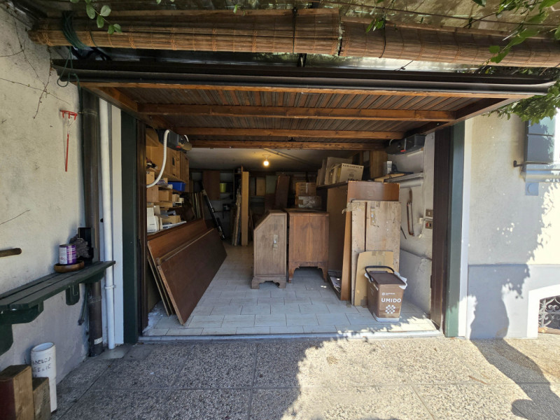 TREVISO S.M.ROVERE a 2km da Porta S.Tommaso vendesi in contesto di costruzioni d'epoca vendesi pa...