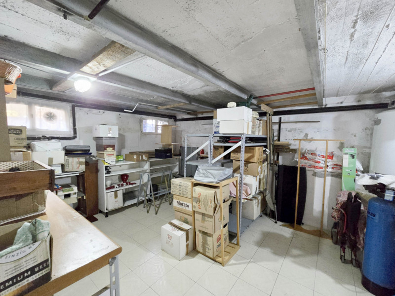 TREVISO S.M.ROVERE a 2km da Porta S.Tommaso vendesi in contesto di costruzioni d'epoca vendesi pa...