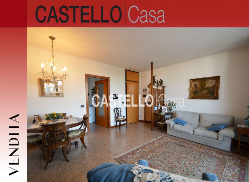 Nel centro di Castelfranco, proponiamo in vendita un elegante appartamento trilocale di 83 mq sit...