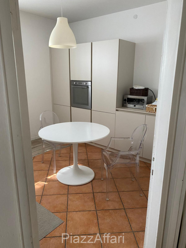 A Pegolotte, nel cuore del paese, in zona residenziale lontana dal traffico e dai rumori proponia...