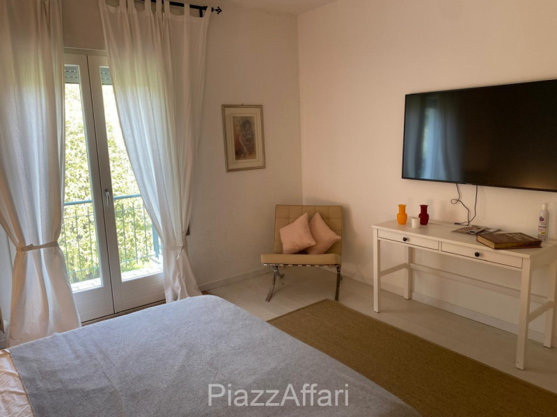 A Pegolotte, nel cuore del paese, in zona residenziale lontana dal traffico e dai rumori proponia...