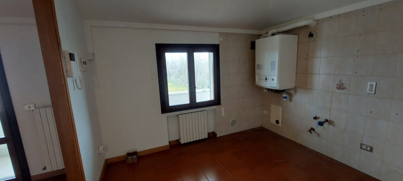 In posizione strategica tra Padova e Cittadella, nel comune di Curtarolo, proponiamo in affitto u...