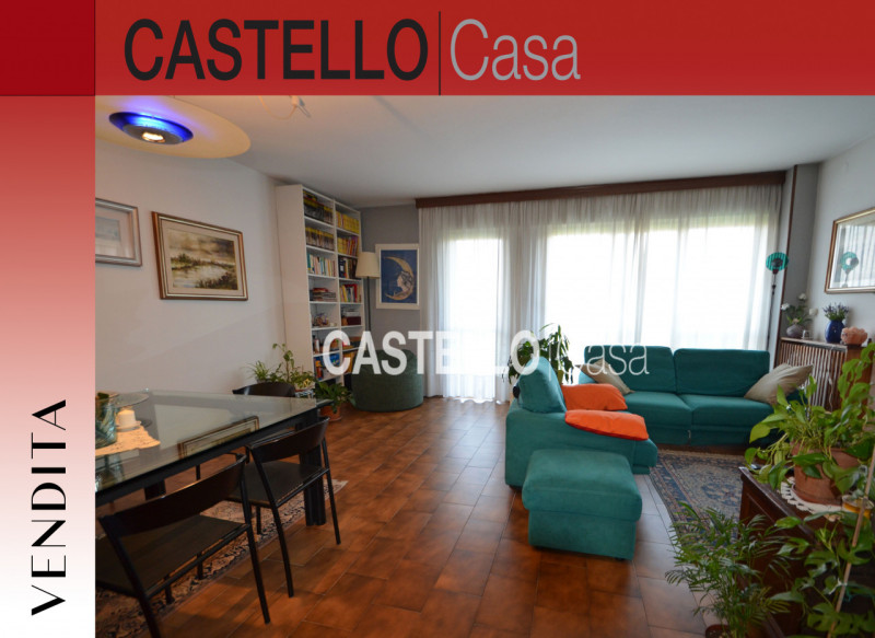 Castelfranco Veneto, proponiamo in vendita una signorile casa a schiera centrale all'interno di u...