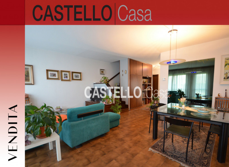 Castelfranco Veneto, proponiamo in vendita una signorile casa a schiera centrale all'interno di u...