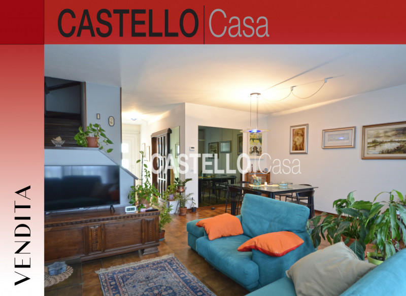 Castelfranco Veneto, proponiamo in vendita una signorile casa a schiera centrale all'interno di u...