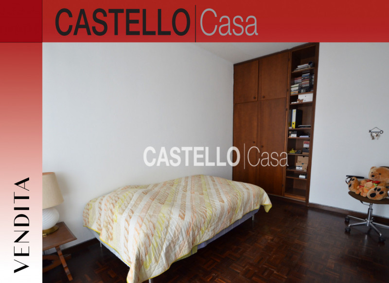 Castelfranco Veneto, proponiamo in vendita una signorile casa a schiera centrale all'interno di u...