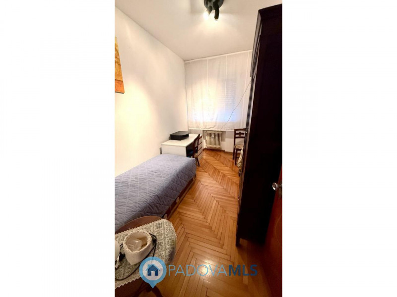 Immobile in esclusiva al Gruppo Padova MLS
QUARTIERE ARCELLA Ti presentiamo un appartamento in ot...