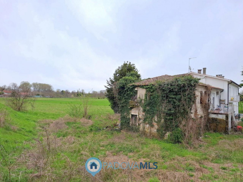 Immobile in esclusiva al Gruppo Padova MLS
Indipendenza e potenziale a TENCAROLA/VOLTABRUSEGANA –...