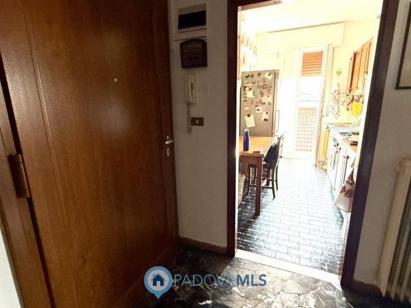 Immobile in esclusiva al Gruppo Padova MLS
QUARTIERE ARCELLA Ti presentiamo un appartamento in ot...