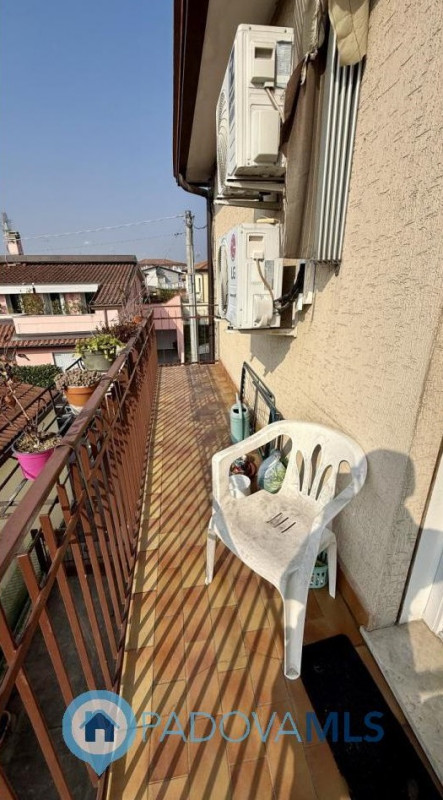 Immobile in esclusiva al Gruppo Padova MLS
QUARTIERE ARCELLA Ti presentiamo un appartamento in ot...