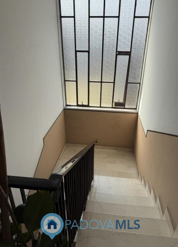 Immobile in esclusiva al Gruppo Padova MLS
QUARTIERE ARCELLA Ti presentiamo un appartamento in ot...