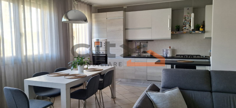 BASSANO DEL GRAPPA, a due passi dal centro storico, proponiamo APPARTAMENTO in ottimo stato dispo...