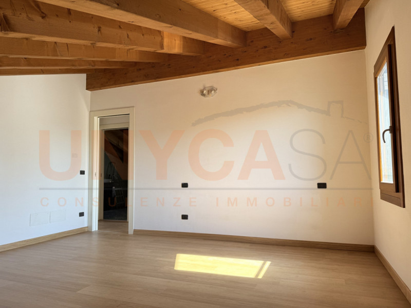 MESTRINO, fraz. Arlesega: proponiamo in vendita appartamento duplex. Inserito in un contesto escl...