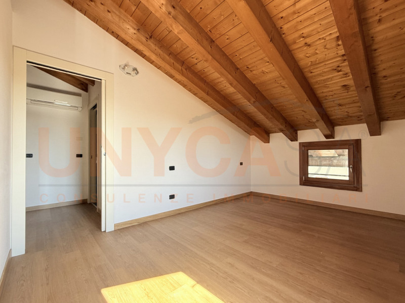 MESTRINO, fraz. Arlesega: proponiamo in vendita appartamento duplex. Inserito in un contesto escl...