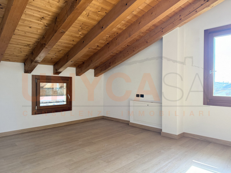 MESTRINO, fraz. Arlesega: proponiamo in vendita appartamento duplex. Inserito in un contesto escl...