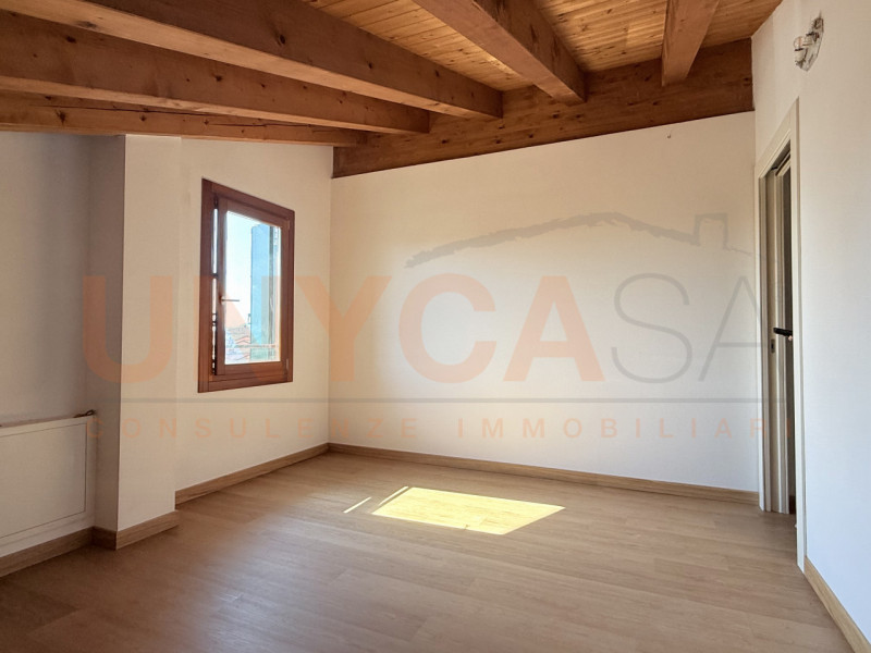 MESTRINO, fraz. Arlesega: proponiamo in vendita appartamento duplex. Inserito in un contesto escl...