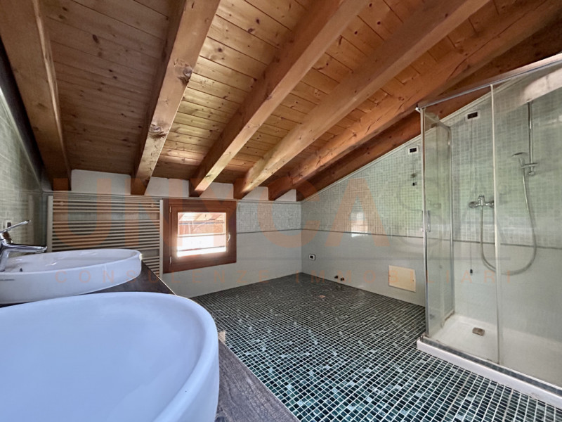 MESTRINO, fraz. Arlesega: proponiamo in vendita appartamento duplex. Inserito in un contesto escl...