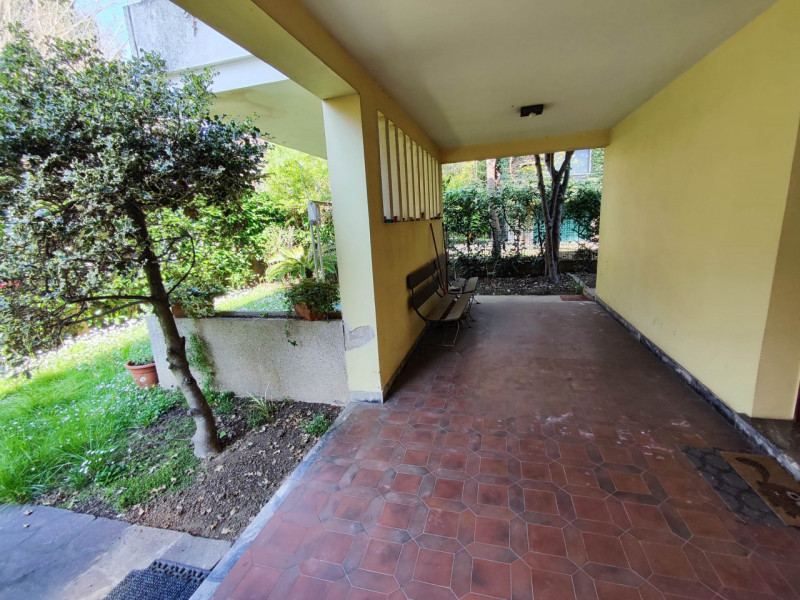 Villa Singola nel Cuore della Sacra Famiglia: Spazio, Indipendenza e Versatilità

Cerchi la casa ...