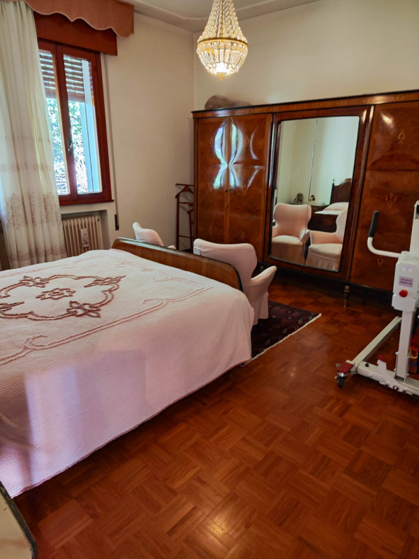 Villa Singola nel Cuore della Sacra Famiglia: Spazio, Indipendenza e Versatilità

Cerchi la casa ...