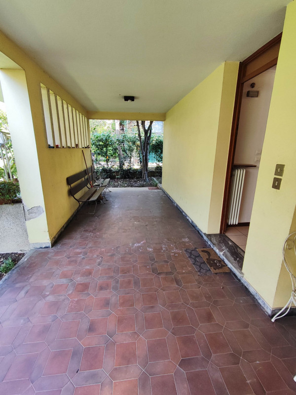 Villa Singola nel Cuore della Sacra Famiglia: Spazio, Indipendenza e Versatilità

Cerchi la casa ...