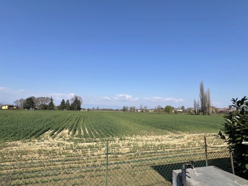 CASA SINGOLA IN VENDITA A VICENZA ZONA BERTESINELLA - IDEALE ANCHE PER DUE NUCLEI FAMILIARI- Rif....