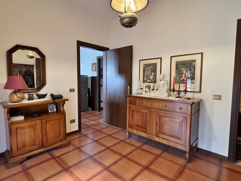 CASA SINGOLA IN VENDITA A VICENZA ZONA BERTESINELLA - IDEALE ANCHE PER DUE NUCLEI FAMILIARI- Rif....