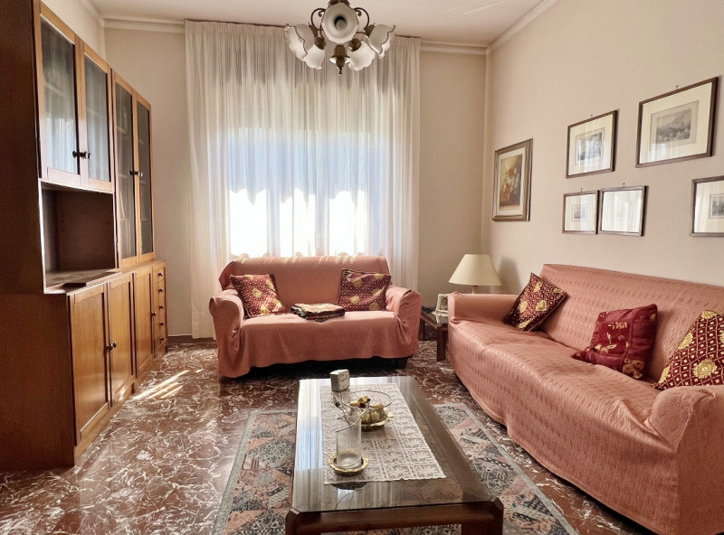 CASA SINGOLA IN VENDITA A VICENZA ZONA BERTESINELLA - IDEALE ANCHE PER DUE NUCLEI FAMILIARI- Rif....