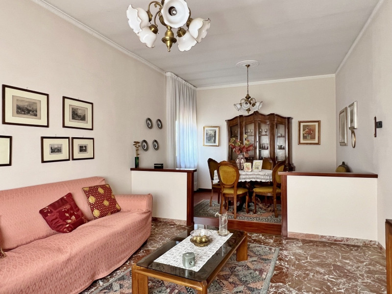 CASA SINGOLA IN VENDITA A VICENZA ZONA BERTESINELLA - IDEALE ANCHE PER DUE NUCLEI FAMILIARI- Rif....