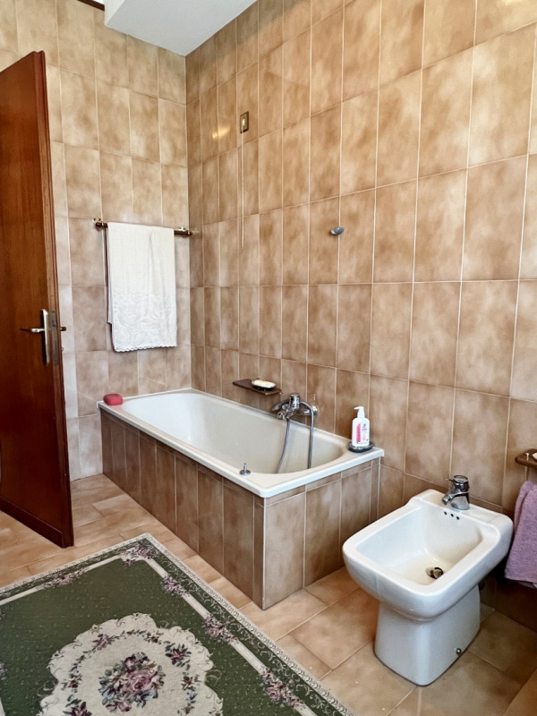 CASA SINGOLA IN VENDITA A VICENZA ZONA BERTESINELLA - IDEALE ANCHE PER DUE NUCLEI FAMILIARI- Rif....