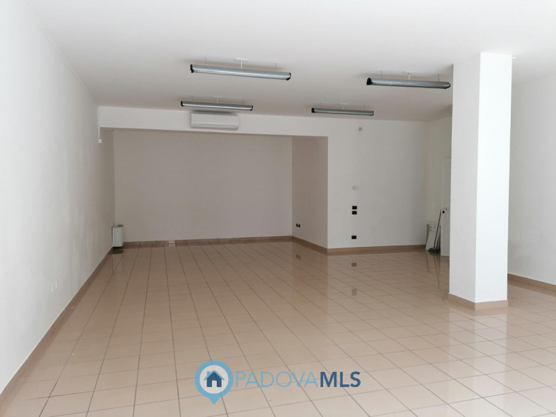 Immobile in esclusiva al Gruppo Padova MLS

CADONEGHE - MEJANIGA - Scopri questa opportunità impe...