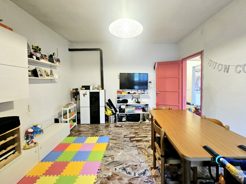 Proponiamo in vendita a Ospedaletto Euganeo (PD), zona Palugana, in una posizione comoda alle pri...