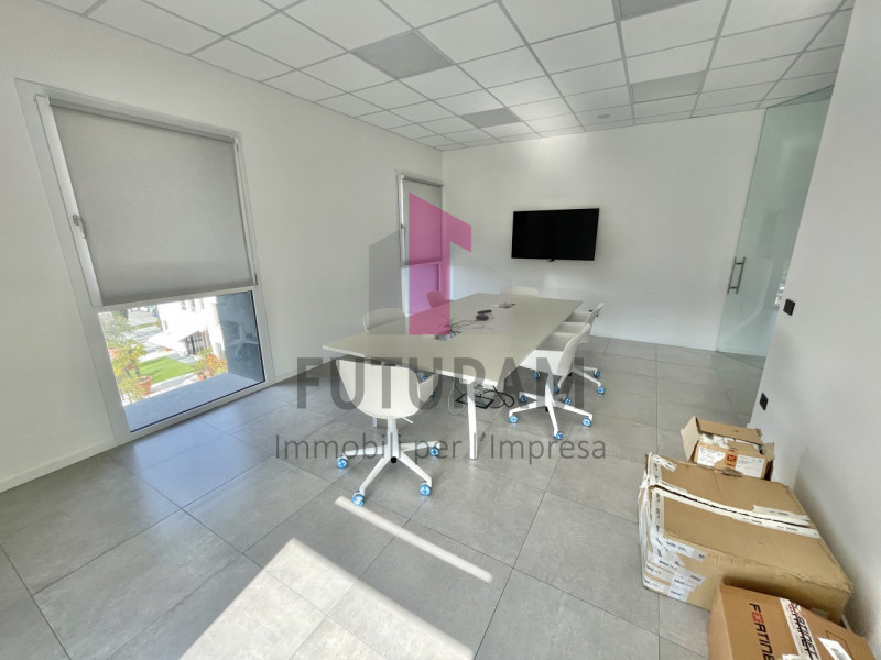 VICENZA OVEST (Z.I.)- 30FIL- PER INFO 0444/310220

Opportunità a Vicenza Ovest proponiamo al terz...