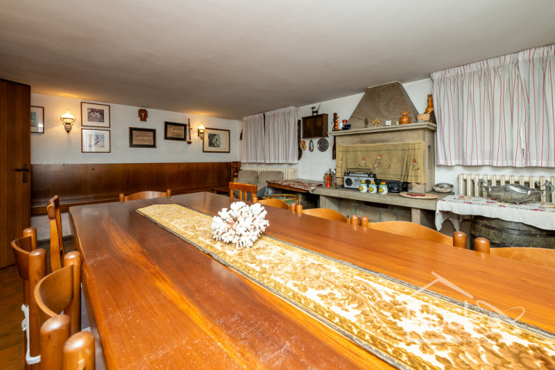 MONTEGROTTO TERME: In pieno centro al paese, comoda ai servizi della città ma allo stesso tempo i...