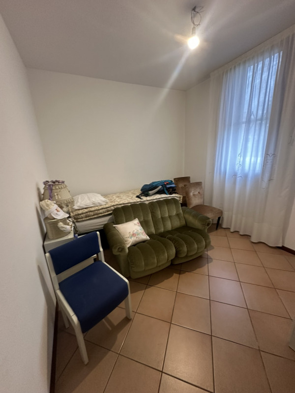 Zona Forcellini a pochi passi dal centro e da ogni comodita' e servizio affittasi a referenziatis...