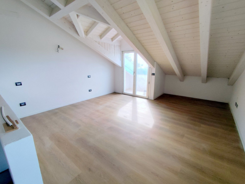 BIFAMILIARE A VOLTABAROZZO €.380.000 - rif.CL473

Situata a VOLTABAROZZO, una delle zone residenz...