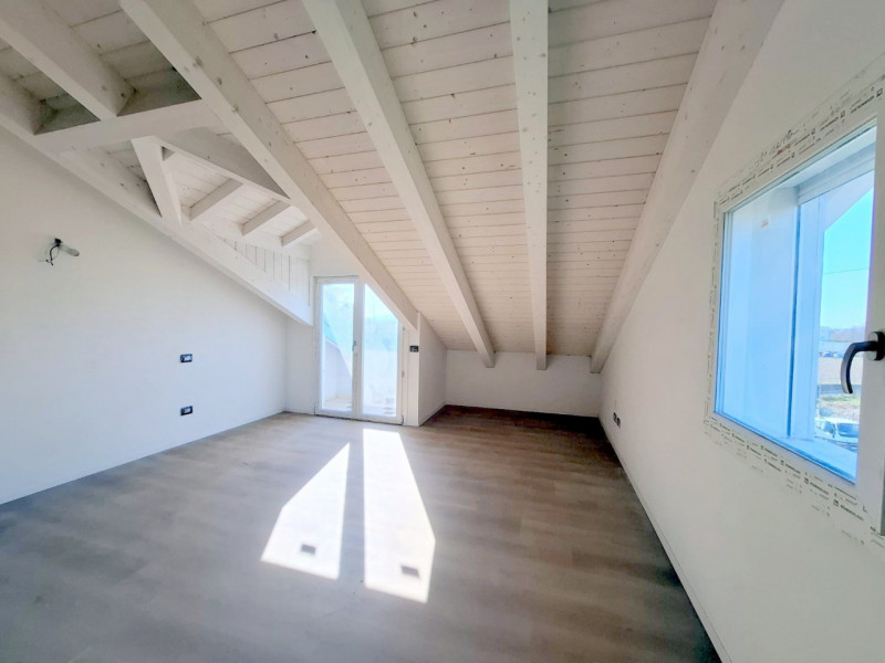 BIFAMILIARE A VOLTABAROZZO €.380.000 - rif.CL473

Situata a VOLTABAROZZO, una delle zone residenz...