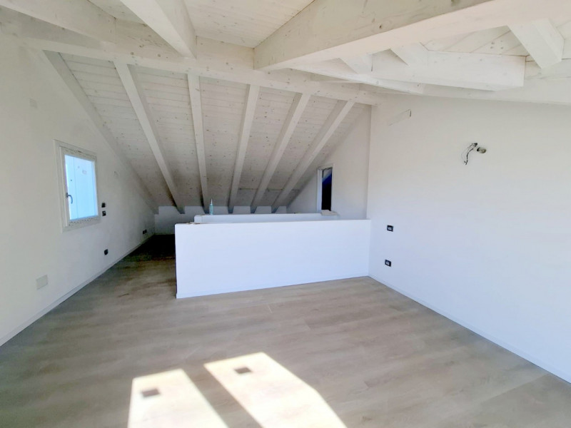 BIFAMILIARE A VOLTABAROZZO €.380.000 - rif.CL473

Situata a VOLTABAROZZO, una delle zone residenz...