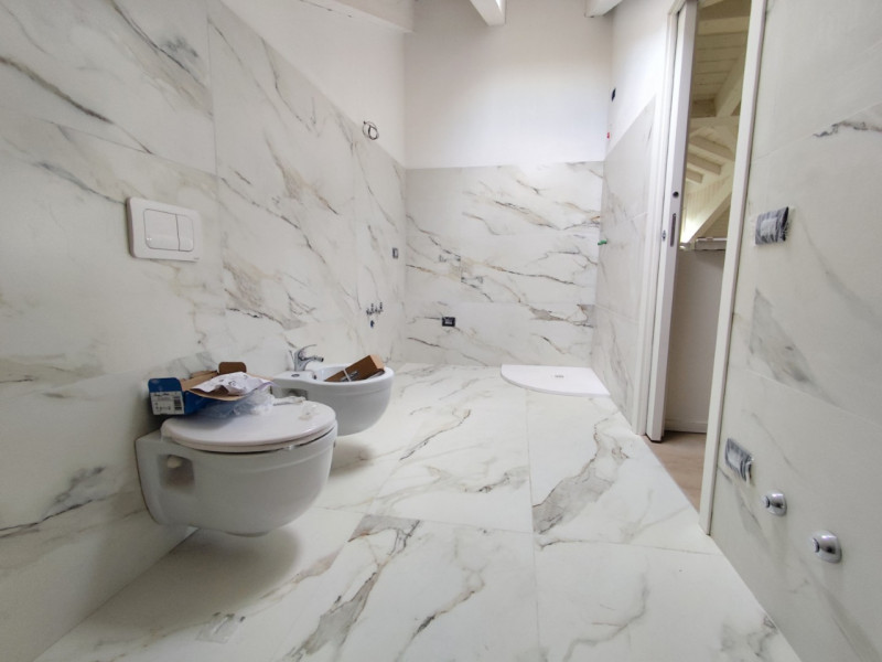 BIFAMILIARE A VOLTABAROZZO €.380.000 - rif.CL473

Situata a VOLTABAROZZO, una delle zone residenz...