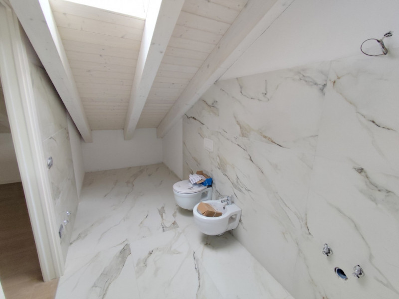 BIFAMILIARE A VOLTABAROZZO €.380.000 - rif.CL473

Situata a VOLTABAROZZO, una delle zone residenz...