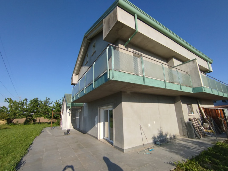 BIFAMILIARE A VOLTABAROZZO €.380.000 - rif.CL473

Situata a VOLTABAROZZO, una delle zone residenz...