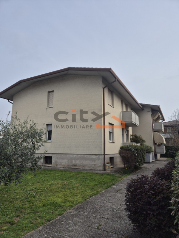 Bassano del Grappa zona Cà Baroncello - In tranquilla zona residenziale, proponiamo in affitto AP...