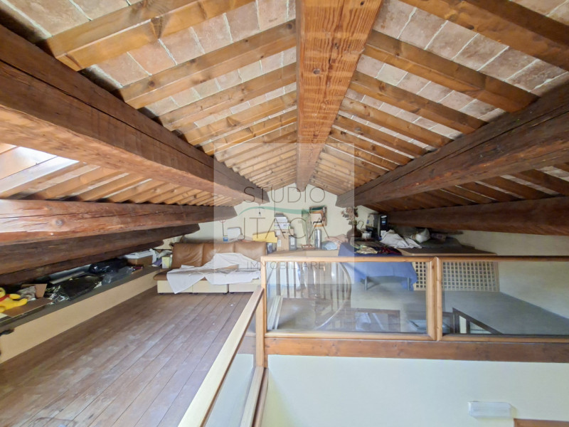 Nel cuore del Centro Storico di Padova, lungo via Manin, una delle strade più antiche e ricercate...