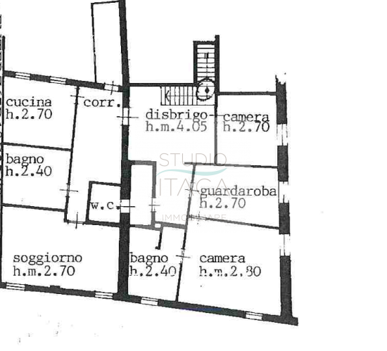 Nel cuore del Centro Storico di Padova, lungo via Manin, una delle strade più antiche e ricercate...